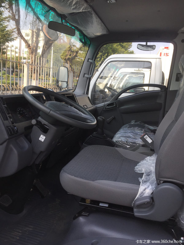 8万 汕头市五十铃100p载货车火热促销中