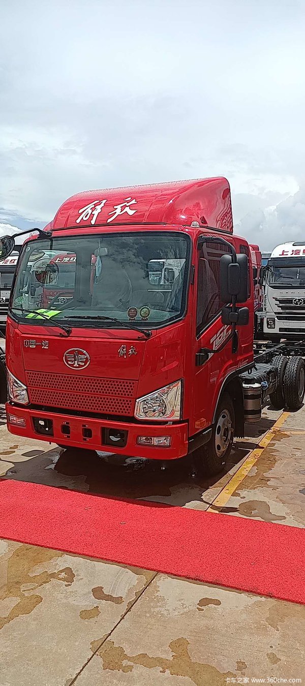 一汽解放大理恒泰店j6f国六130马力新车到店国六正式开售