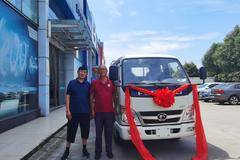 恭喜唐老板 喜提小卡之星2双排栏板载货车