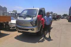 恭喜许师傅 喜提风云自卸车，祝许师傅一路发发发