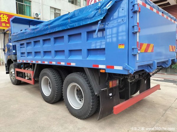 重汽豪曼国6小后8上市，220马力法规车