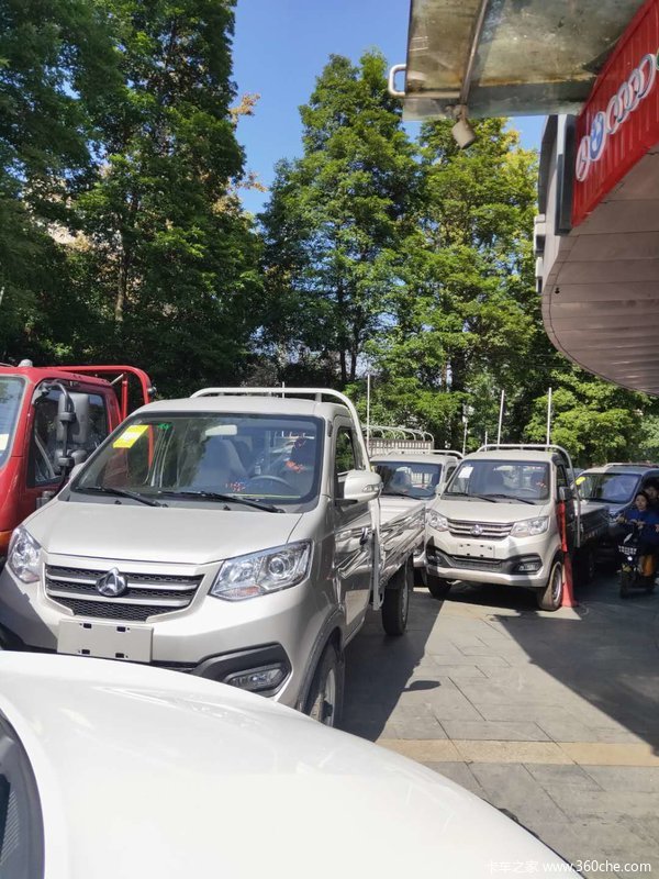 长安跨越王X1微型货车全系优惠,欢迎咨询或到店看车