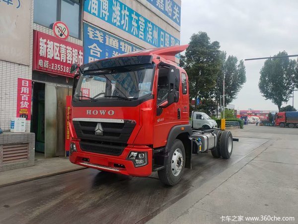 重汽HOWO G5X中卡 220马力 6.75米排半
