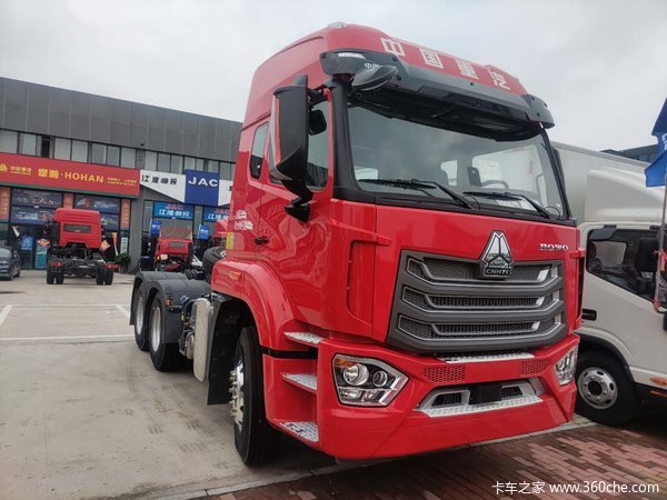中国重汽豪沃系列国六牵引车潍柴460马力已到店