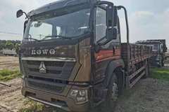本店为您推荐 中国重汽HOWO G5X中卡 220马力 6.2米