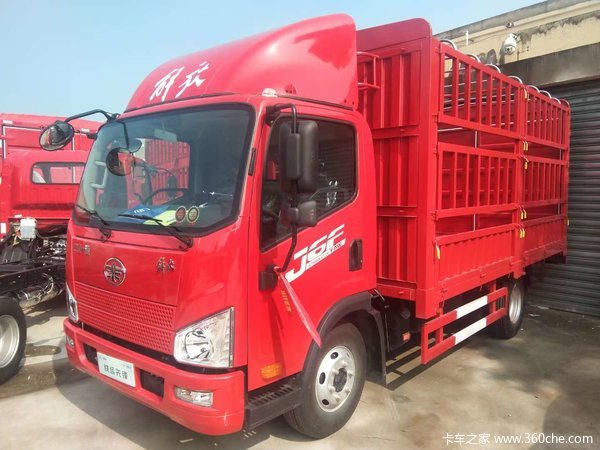 2021年08月14日-2021年08月14日,一汽解放轻卡载货车j6f在载货车进行