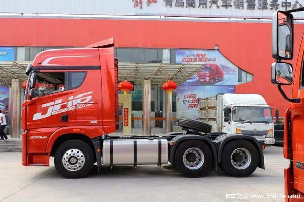 解放JH6牵引车(现货)