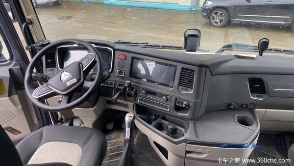 HOWO Max牵引车新车上市 欢迎到店垂询