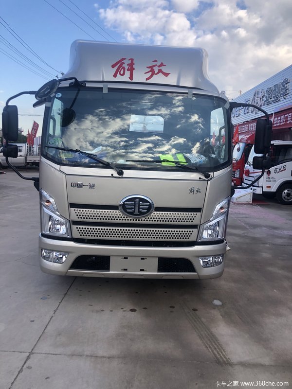 解放高端轻卡领途160马力9月购车送价值1500元尿素