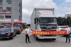 4X2大单桥，10米内径，超大空间，是快递行业的首选