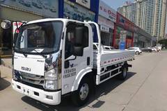 五十铃M100新款，豪华内饰，大屏倒车影像，定速巡航，断气刹。