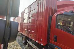 重汽豪沃搭配潍柴160马力发动机2.3米宽货箱，多拉快跑行业标杆