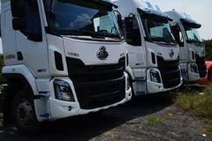 乘龙H5 9.9米大方量快递物流车到店，欢迎新老客户到店看车