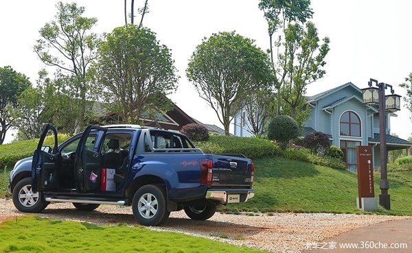 厦门江西五十铃铃拓皮卡限时促销中 优惠0.5万