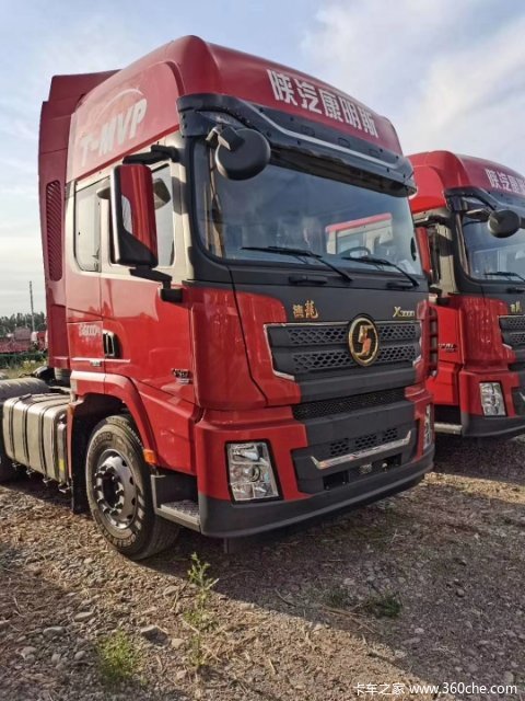 德龙x3000 440马力,燃油牵引车 节油先锋