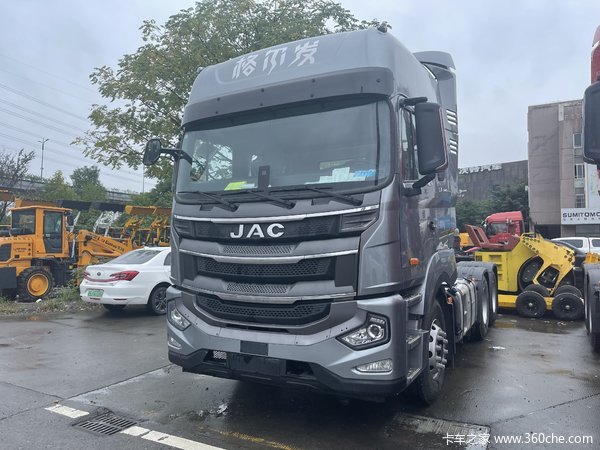 江淮格尔达6×4新款牵引车现车优惠欢迎新老客户进店详询