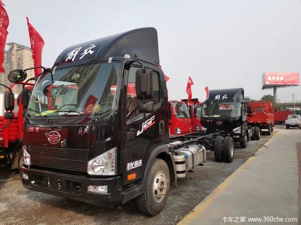 新车到店 无锡市J6F6.2米载货车仅需11.6万元