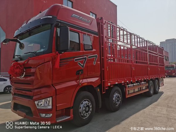 盐城首台J7 8*4 460马力载货车完美交付