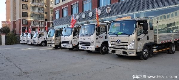 解放牌领途轻卡高端车已到店欢迎大家到店咨询