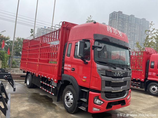格尔发国六4×2A5X玉柴245马力，法士特8档，6.8米货箱。
