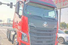 新车到店 嘉兴市乘龙H7牵引车仅需32.6万元