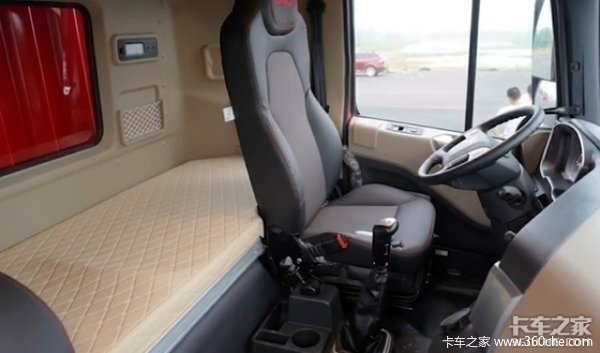 本店为您推荐 江淮 格尔发A5WⅢ重卡 290马力 6X2 9.
