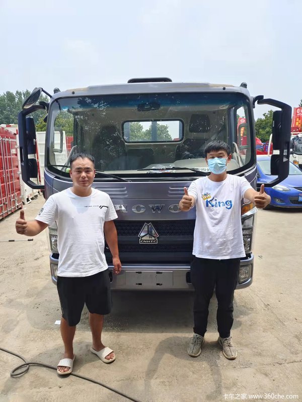 �й���������ͳ˧����������·�������Ǯ��