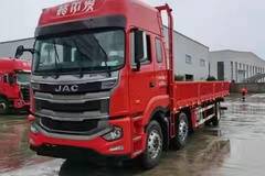 格尔发国六6×2，A5W锡柴290马力，法士特9档，9.5米货箱