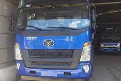 中国重汽，三轴25吨，车厢最短5.2米，5.4米等尺寸，直降1万