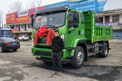 陕汽商用X9 4.2米自卸车交付用户！