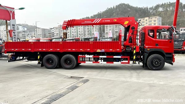 东风华神后八轮玉柴270马力12吨三一随车吊