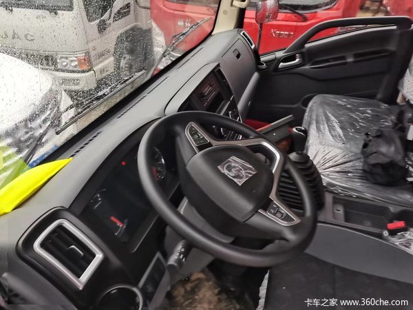 陕汽德龙轻卡K3000省油王，快递运输好帮手