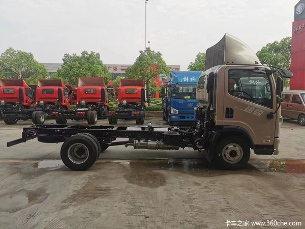 解放领途合规蓝牌冷藏车到店了,优惠促销