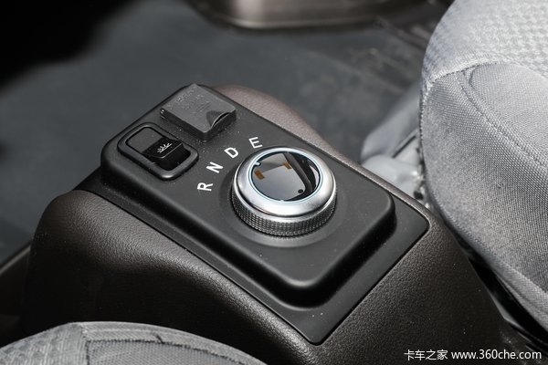 本店为您推荐 比亚迪 V3 2.5T 4.49米纯电动厢式货车