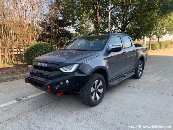 ���Ž�������ʮ��D-MAXƤ�������л��ȴ����� �����ߴ�0.3��