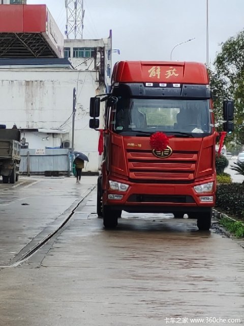 恭喜绿淼物流公司 喜提解放J6P载货车