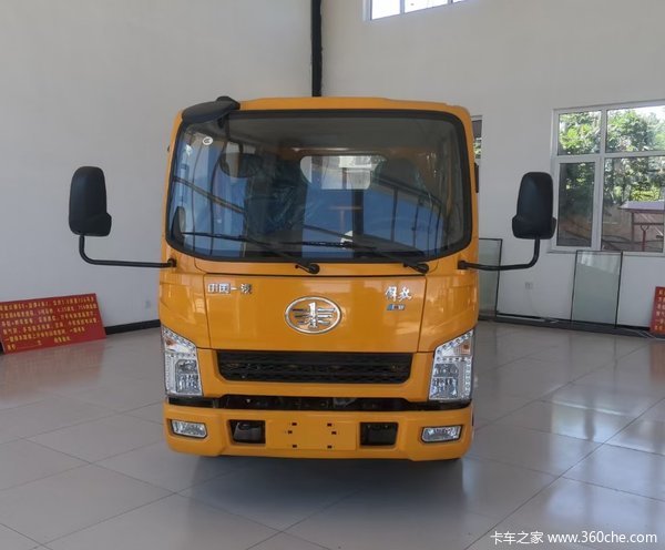 解放公狮双排座32米91800元