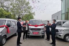 恭喜黄哥喜提宝座发财之路继续蔓延！！！