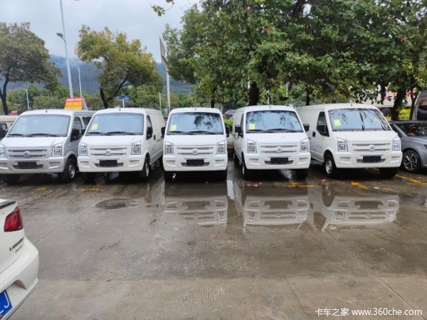 瑞驰新能源优惠大酬宾五一订车送终身免费保养
