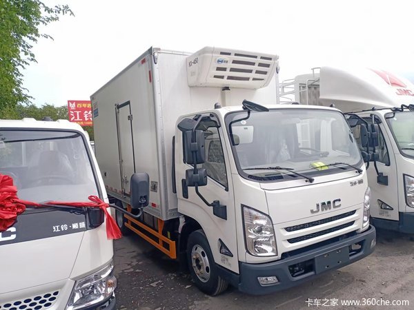 新车到店 乌鲁木齐市凯威载货车仅需16.5万元