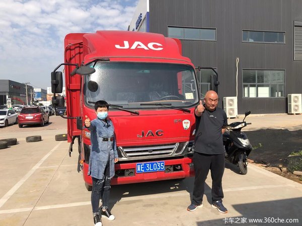 恭喜王老板 喜提骏铃A8载货车—新东胜
