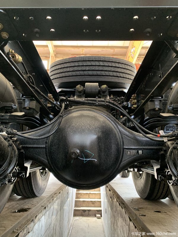 优惠0.5万 榆林市东风天龙KL牵引车火热促销中