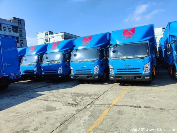江铃凯运宽体促销0.8万，到店购车享有3000元大礼包