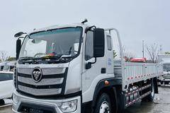 欧航6.8米栏板交付工厂配送客户，底盘特惠