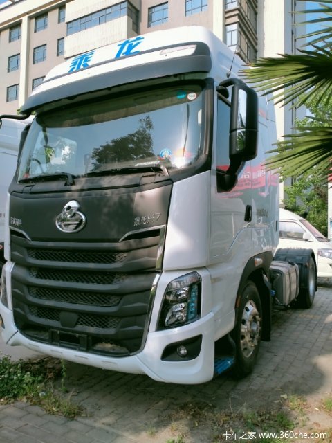 柳汽乘龙H7520马力伊顿变速箱自动挡牵引车，快递快运行业的神话
