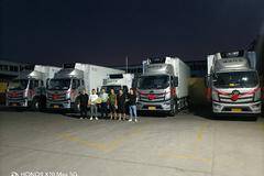 恭喜公司老板 喜提欧航R系冷藏车多台