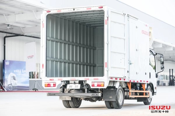 厦门江西五十铃购翼放EC载货车 享高达0.5万优惠