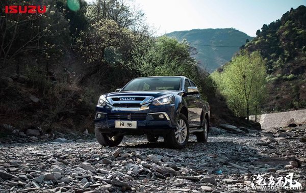 厦门江西五十铃铃拓皮卡限时促销中 优惠0.3万