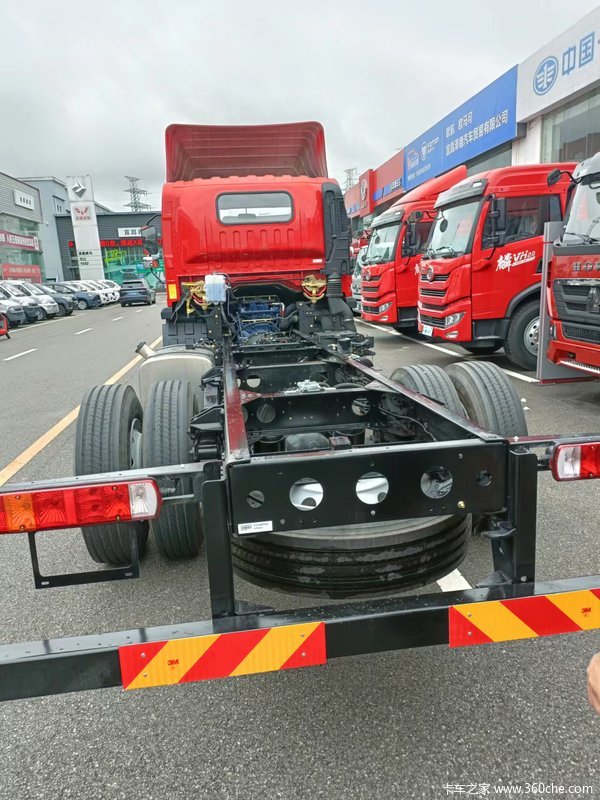 新车到店 大王驾到4.8米,18吨户哦,全国跑无压力