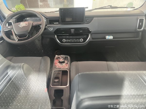 轻卡中的爱马仕已到店 超越H系自动挡150载货车仅需11.8万元